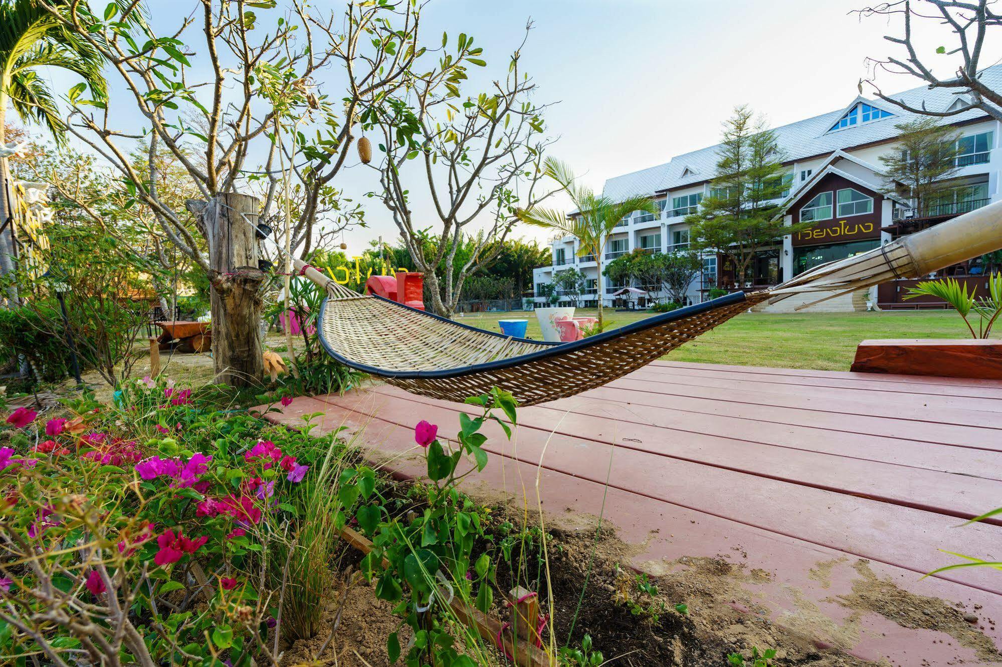 Vieng Khong Hotel Mukdahan Exterior photo