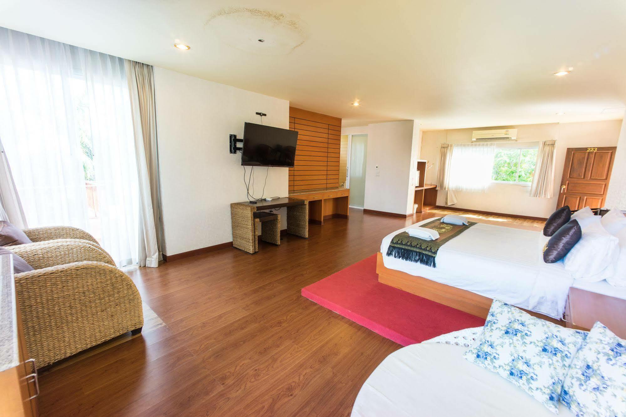 Vieng Khong Hotel Mukdahan Exterior photo